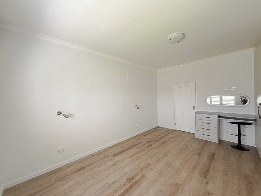 3 Bedroom Property for Sale in Country Club Western Cape